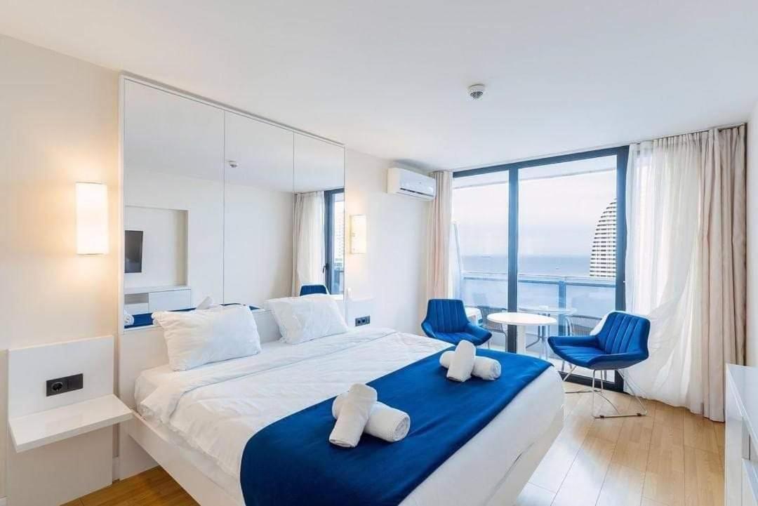 Orbi City- Twin Towers Corpus C Batumi Esterno foto